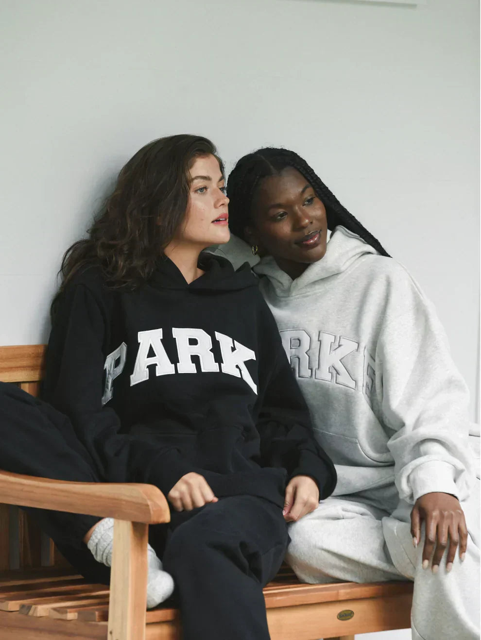Sudaderas y sudaderas con capucha Varsity