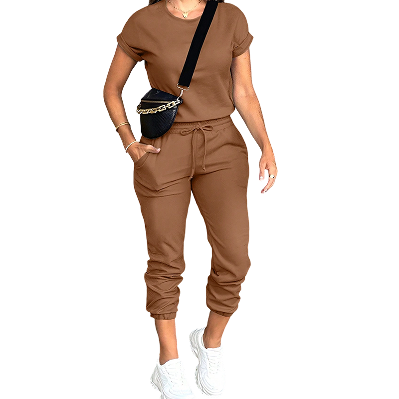 Conjunto de mujer de dos piezas con camiseta y pantalón jogger