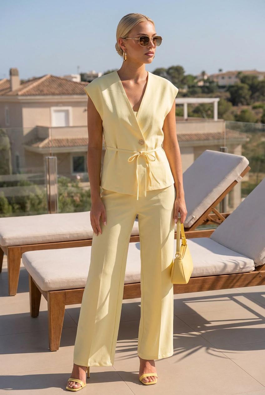 Conjunto para mujer con chaleco sin mangas y pantalón palazzo