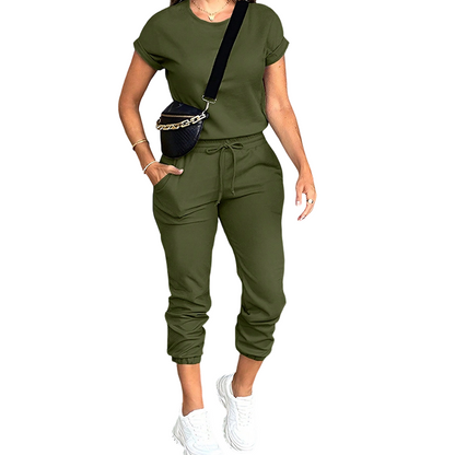 Conjunto de mujer de dos piezas con camiseta y pantalón jogger