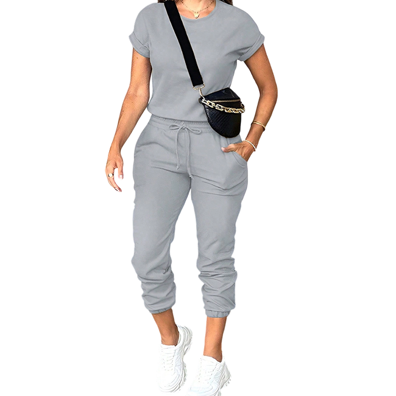 Conjunto de mujer de dos piezas con camiseta y pantalón jogger
