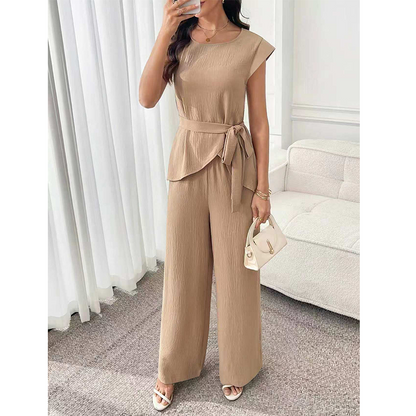 Conjunto de mujer con top anudado y pantalón ancho