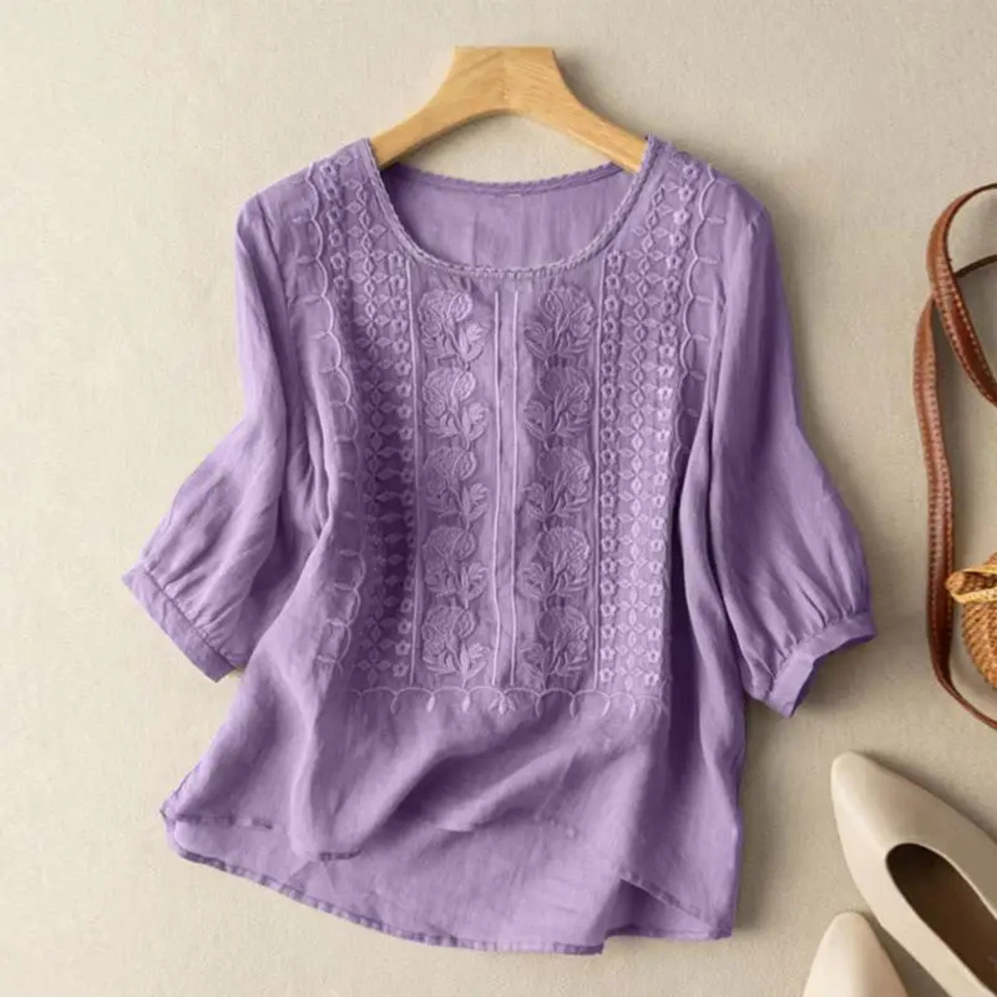Waltraud | Blusa bordada de manga tres cuartos