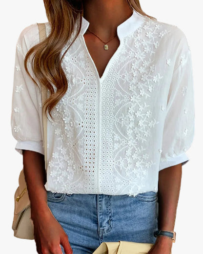 Blusa de tejido plano con panel bordado y escote en V abierto para mujer